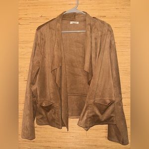 Suede crop tan jacket with pockets